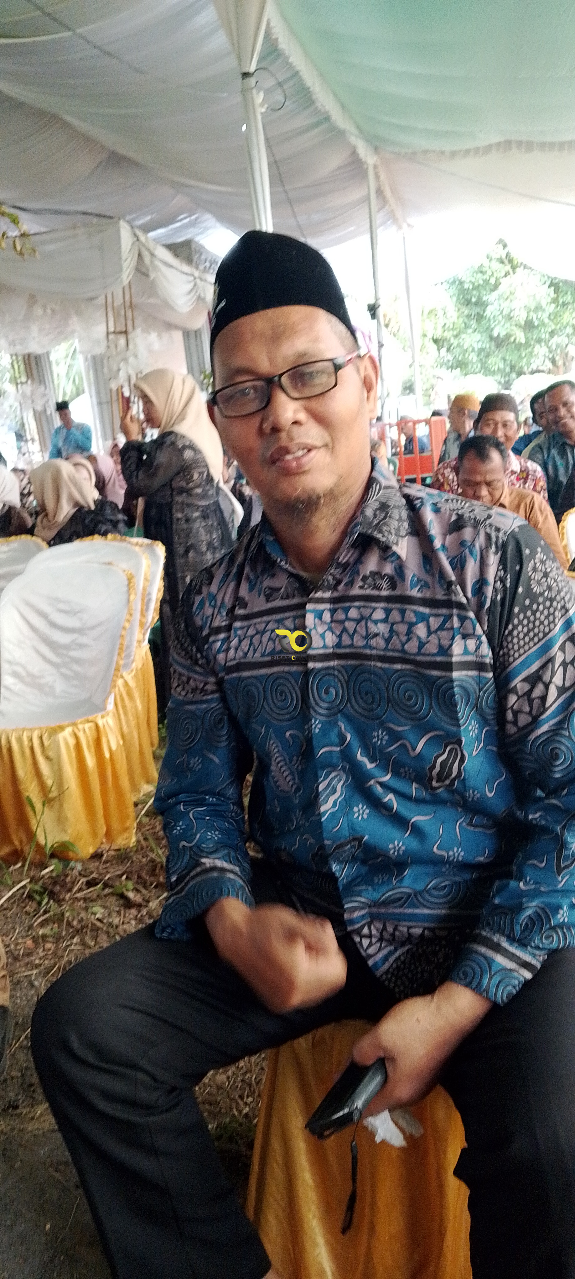 KH. Aman Rohman Hadiri Acara Resepsi Pernikahan